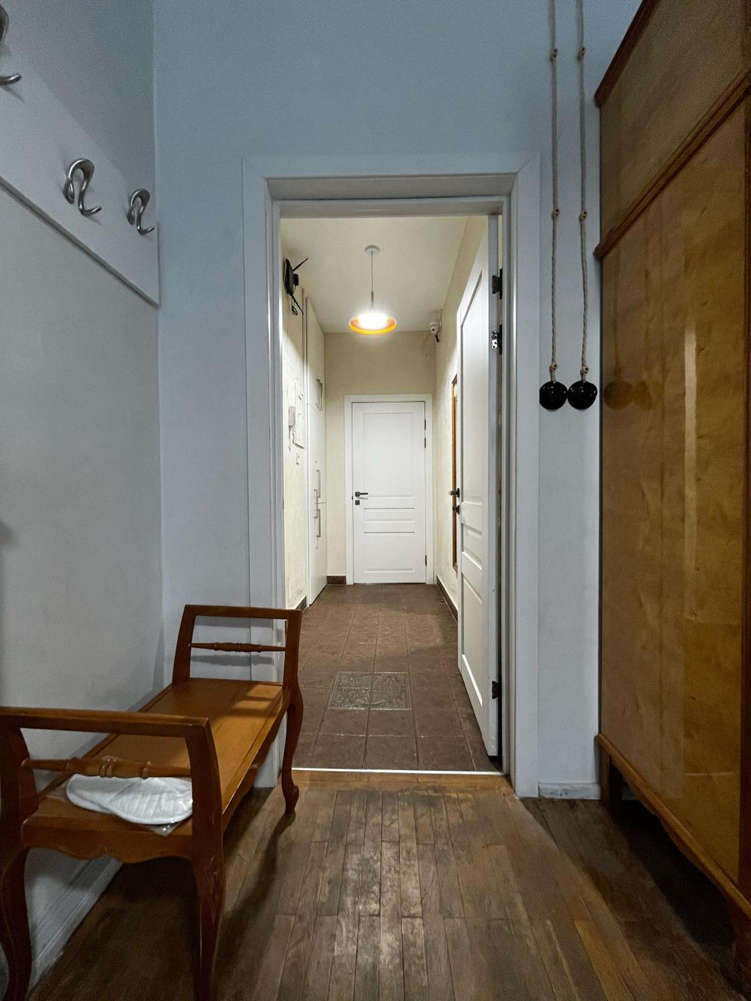 Apartments Pushkin Street 耶烈万 外观 照片